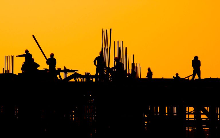 construction-workers-sunset (1)